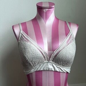 Bralette‎ Size Medium